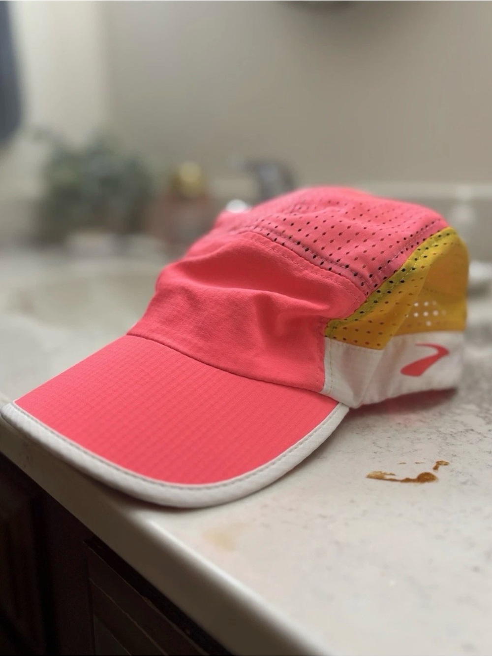 Brooks Running Propel Mesh Running Hat Pink Unisex